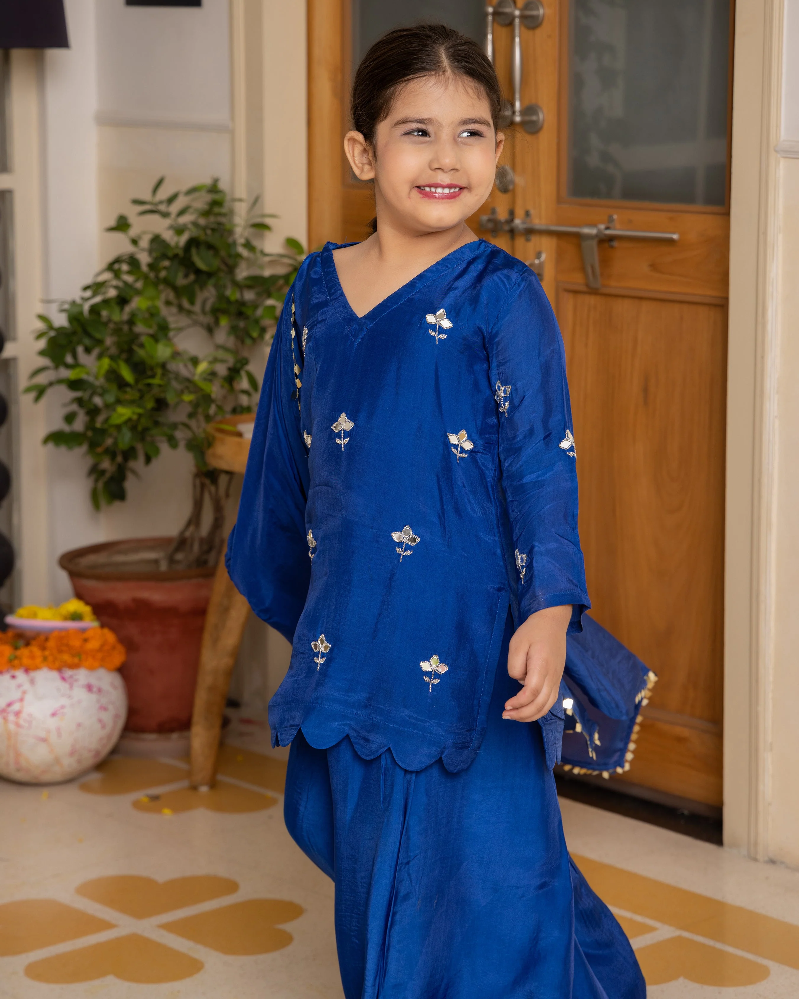 Aira Blue Solid Silk Suit Set - Image 4