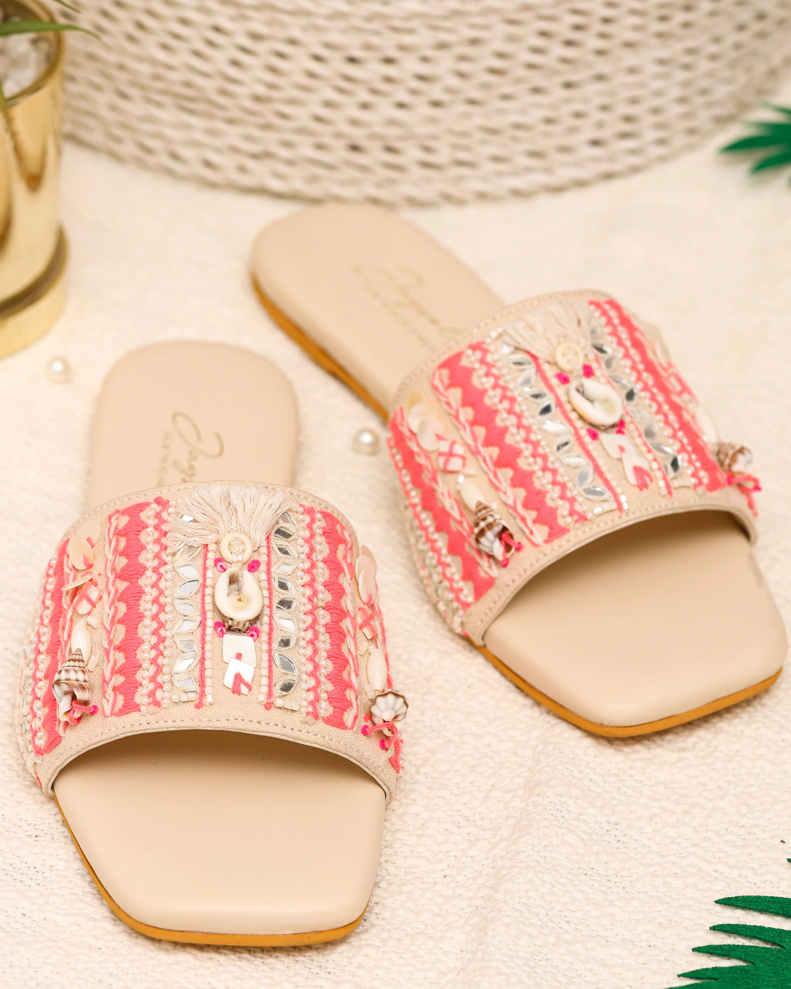 Beatnik Handcrafted Flats - Image 9