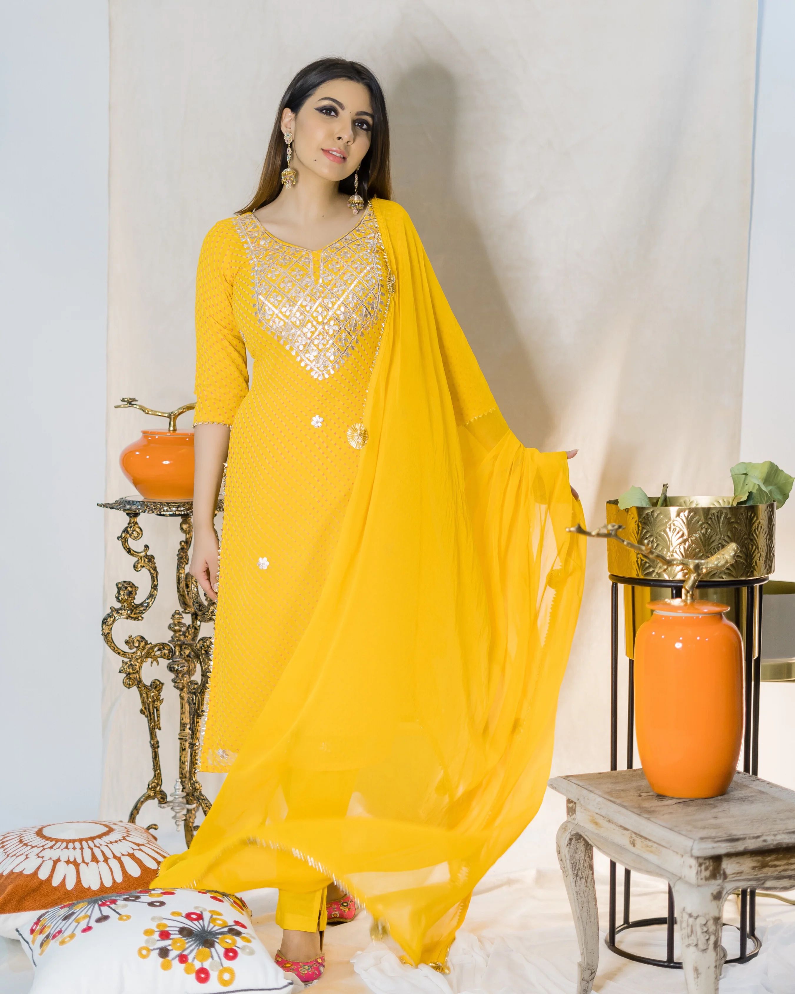 Begonia Leheriya Suit Set - Image 2