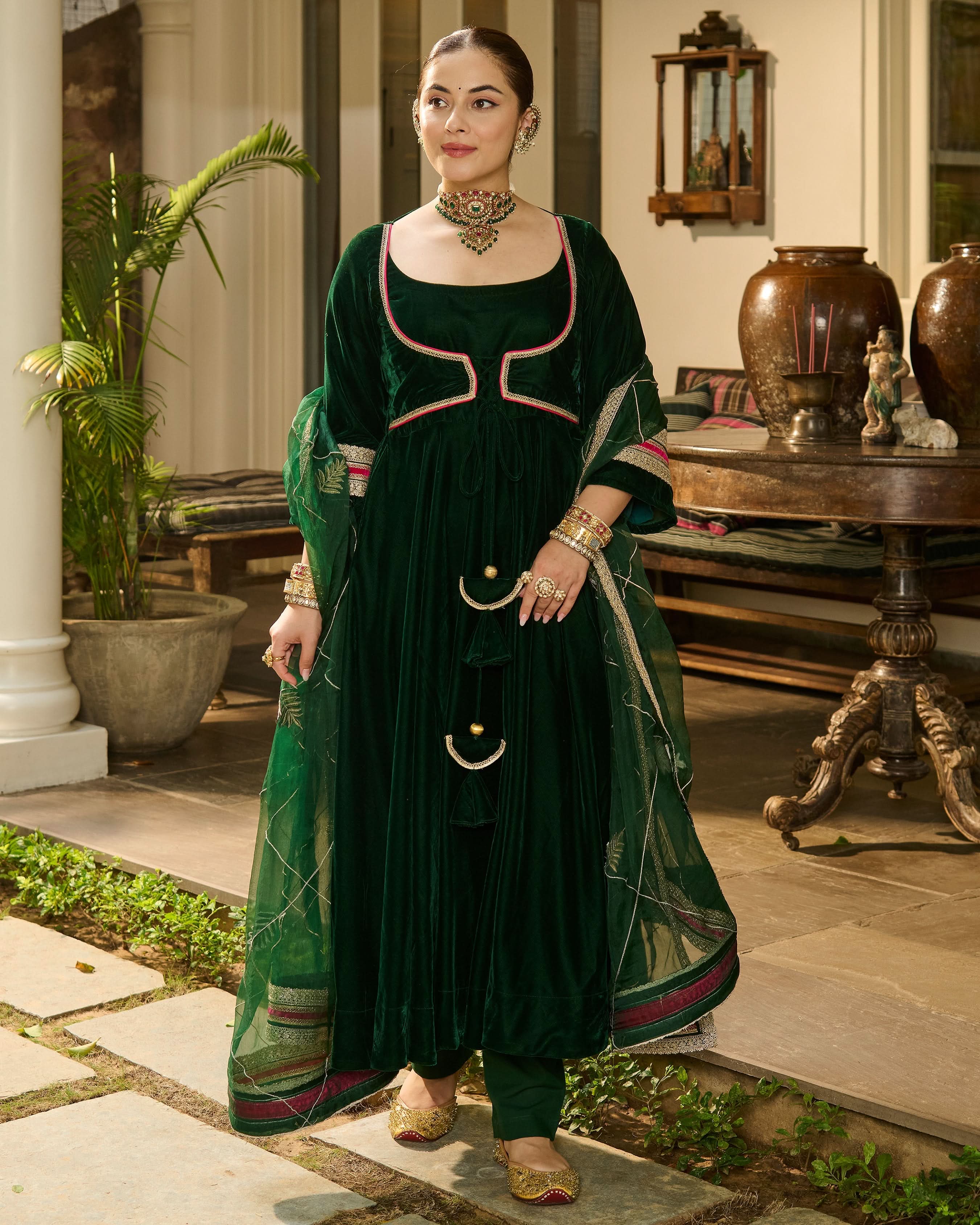 Bhavani Green Solid Velvet Suit Set - Image 3