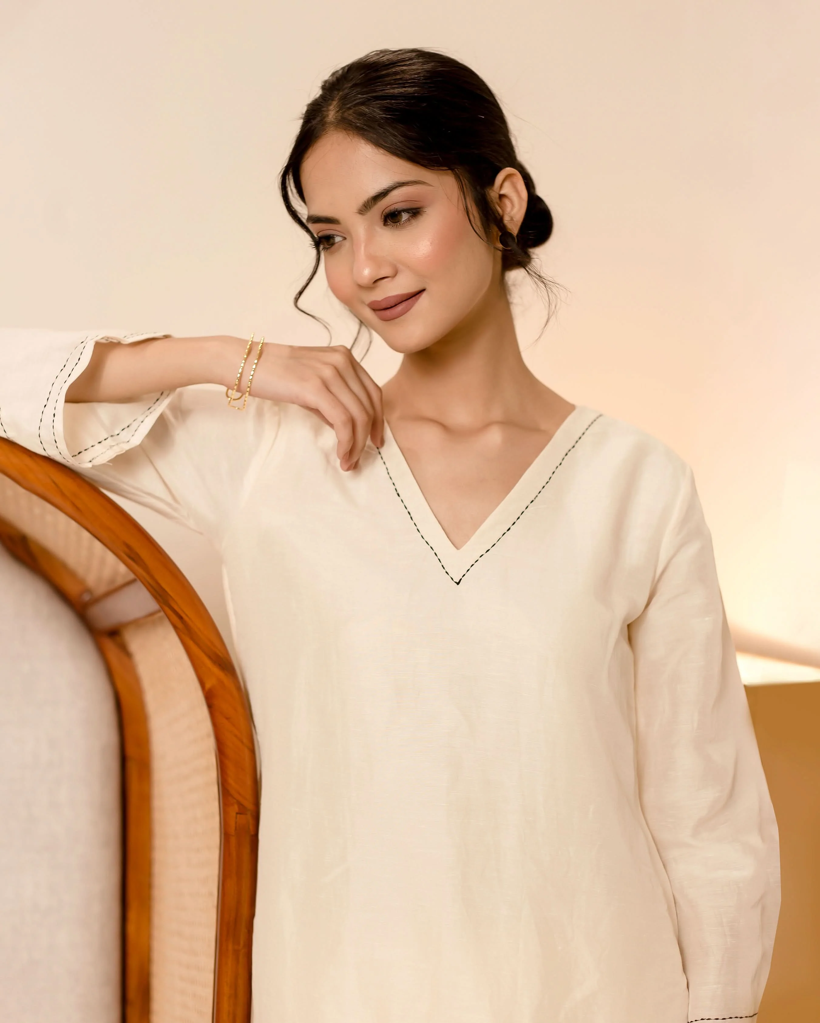 Camellia Off White Solid Linen Georgette Coord Set - Image 2