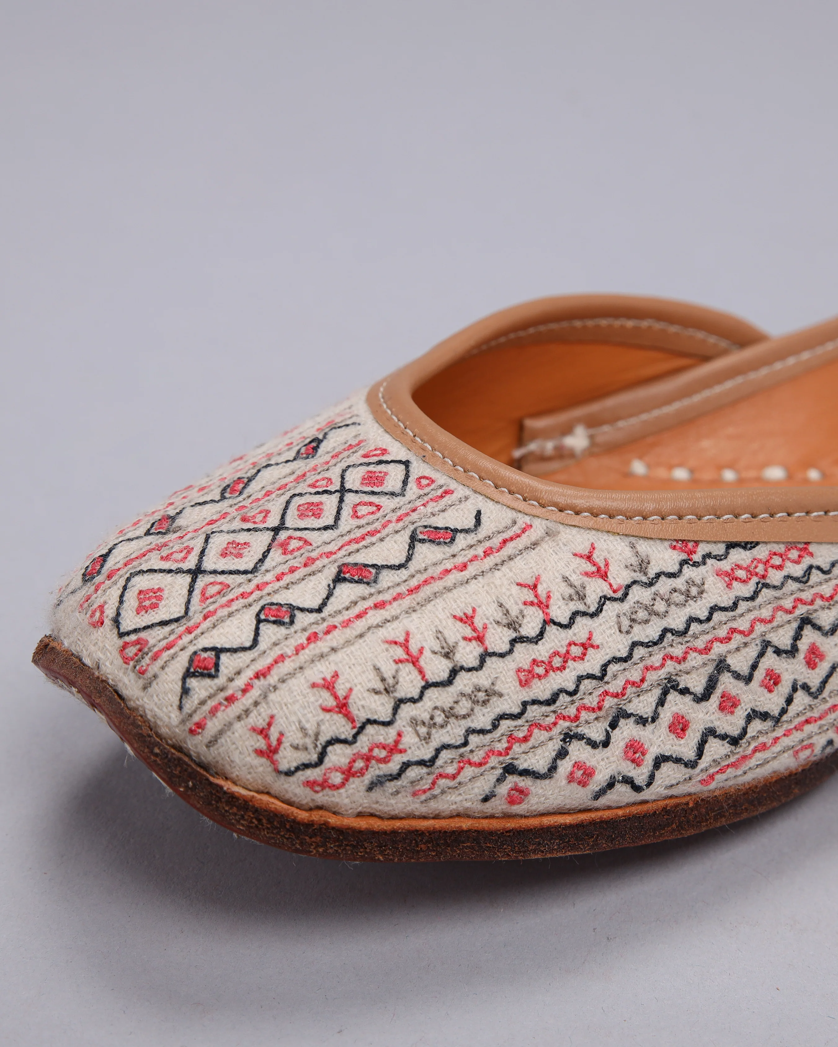 Color Cord Handcrafted Jutti - Image 10