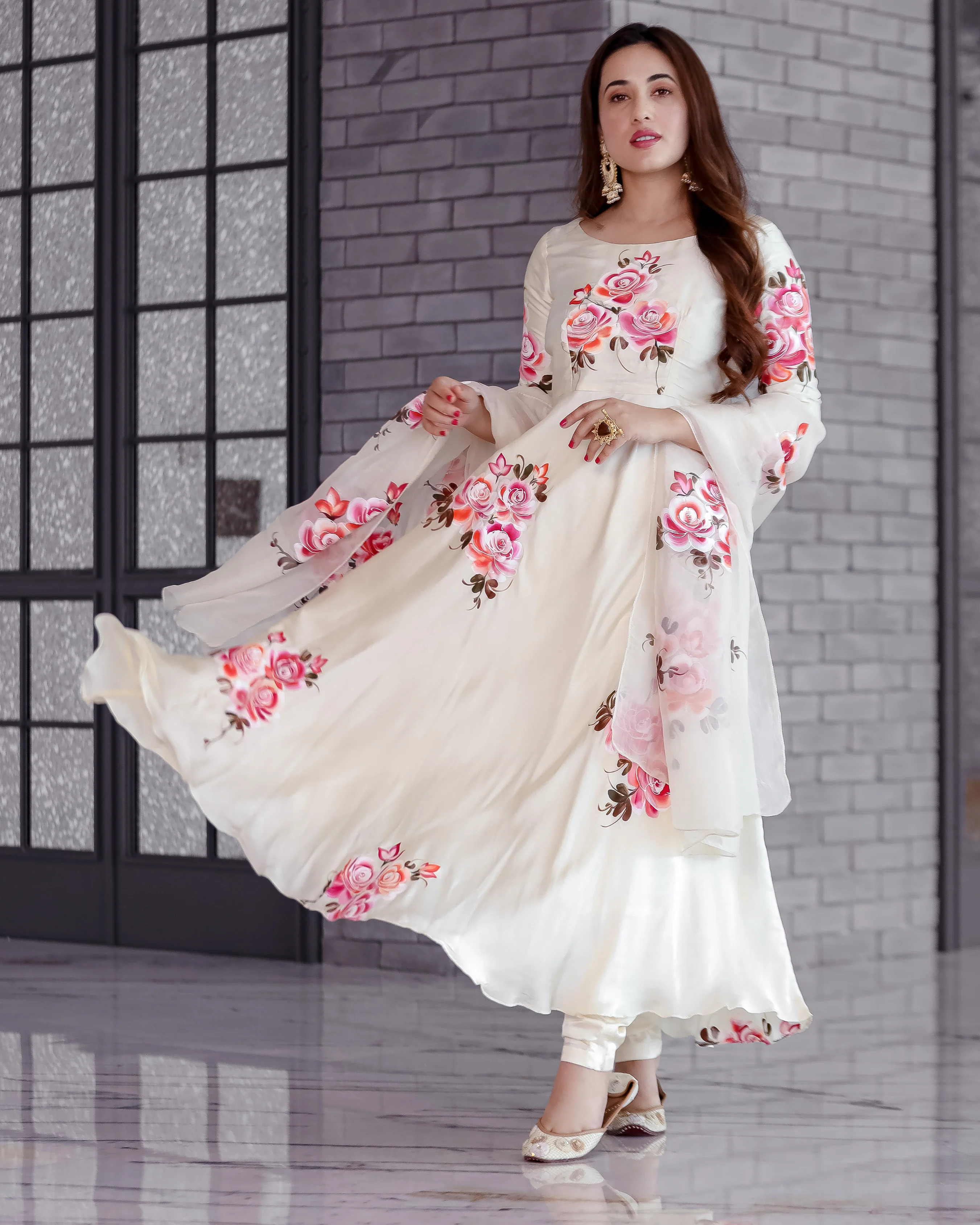 Cream Valeria Handpainted Suit Set - Image 2