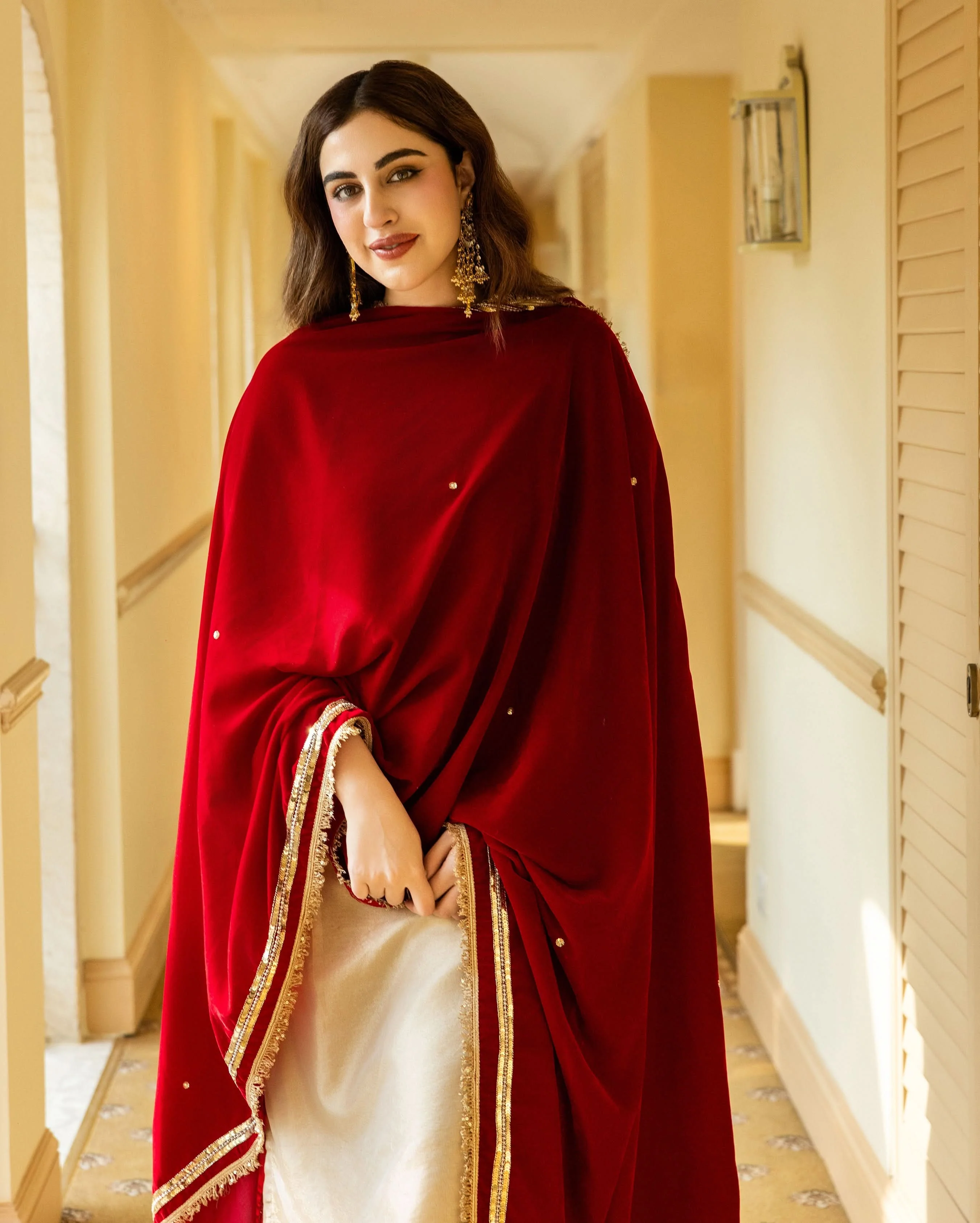 Dastar Red Solid Velvet Shawl - Image 2