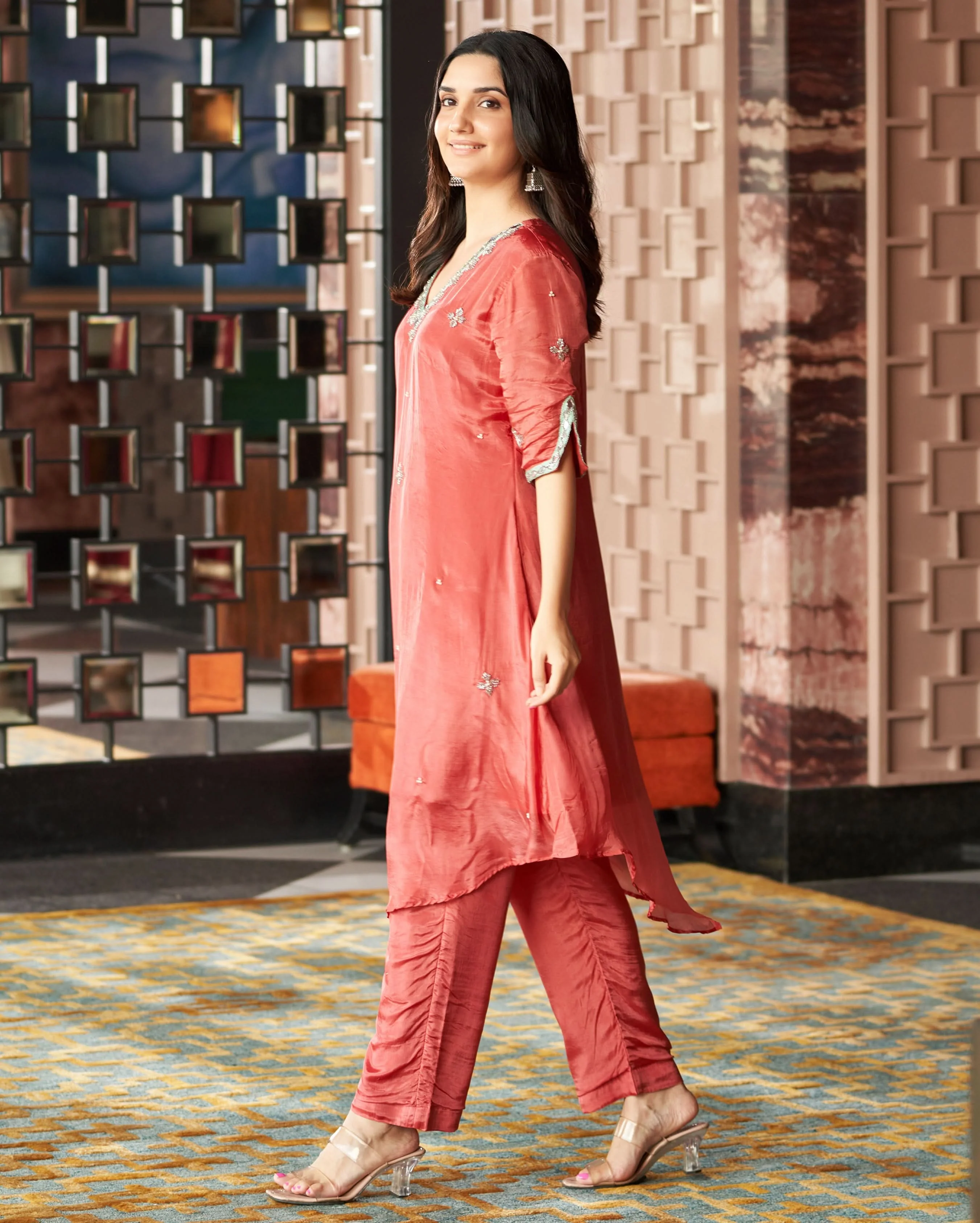 Gorya RoseGold Embroidered Silk Kurta Set - Image 5
