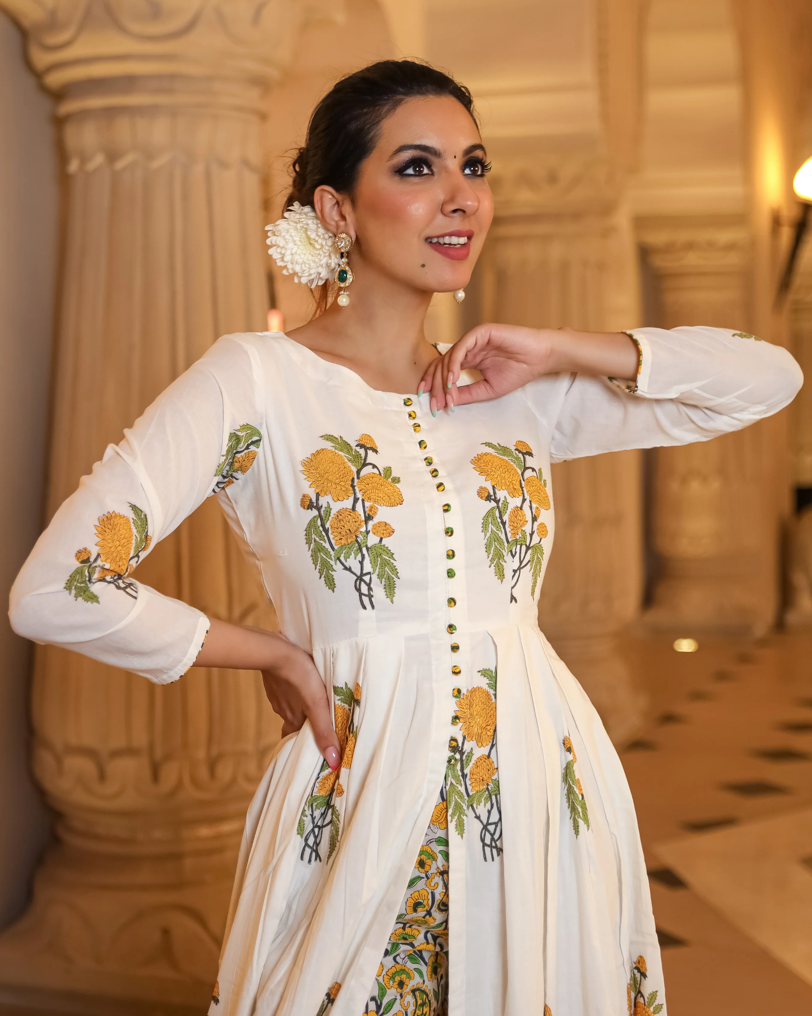Musky White Handblock Kurta Set - Image 2