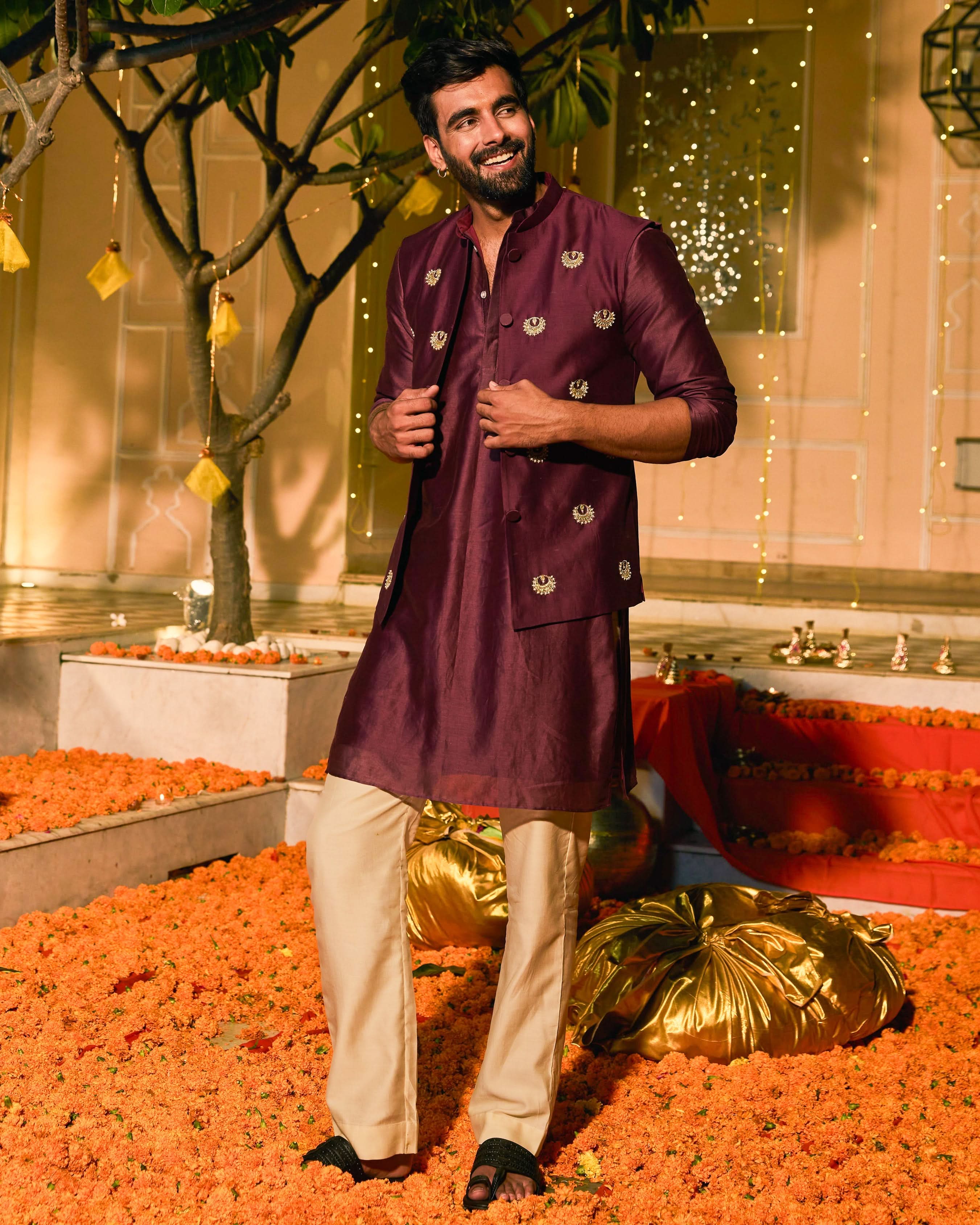 Parakram Plum Embroidered Chanderi Jacket And Kurta Set - Image 3