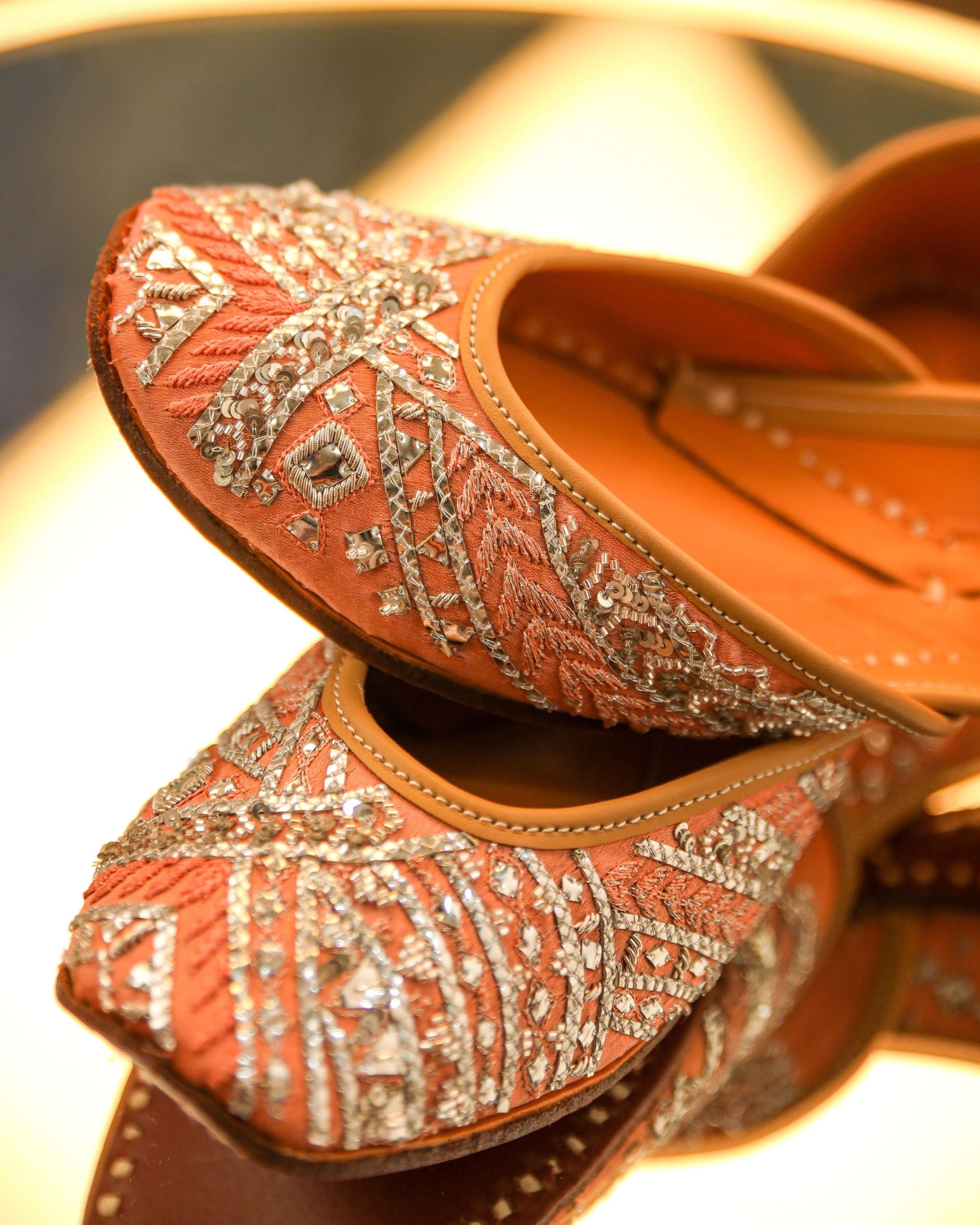 Peach Sprinkle Handcrafted Jutti - Image 5