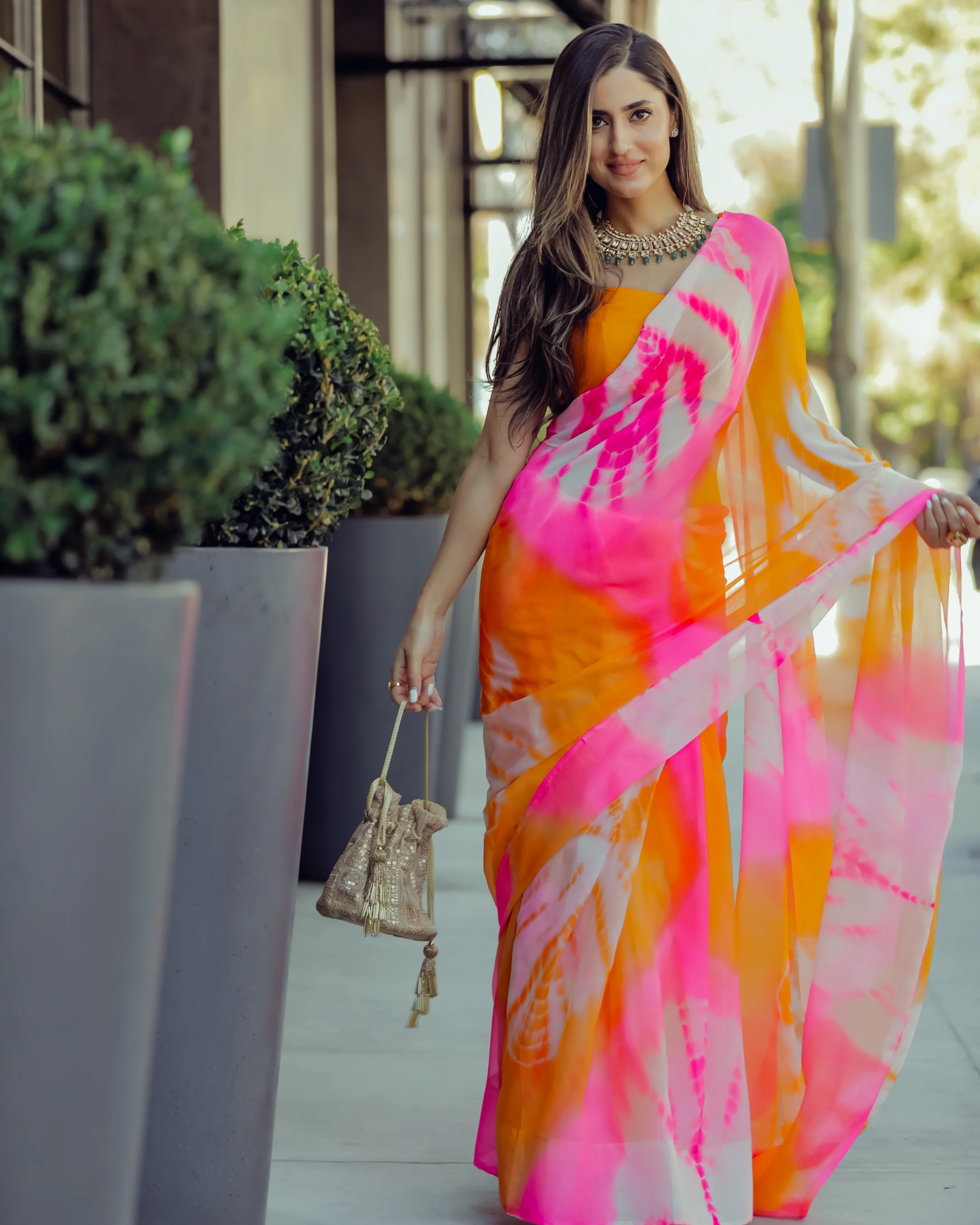 Pink Tulip Tie & Dye Pure Chiffon Saree - Image 2