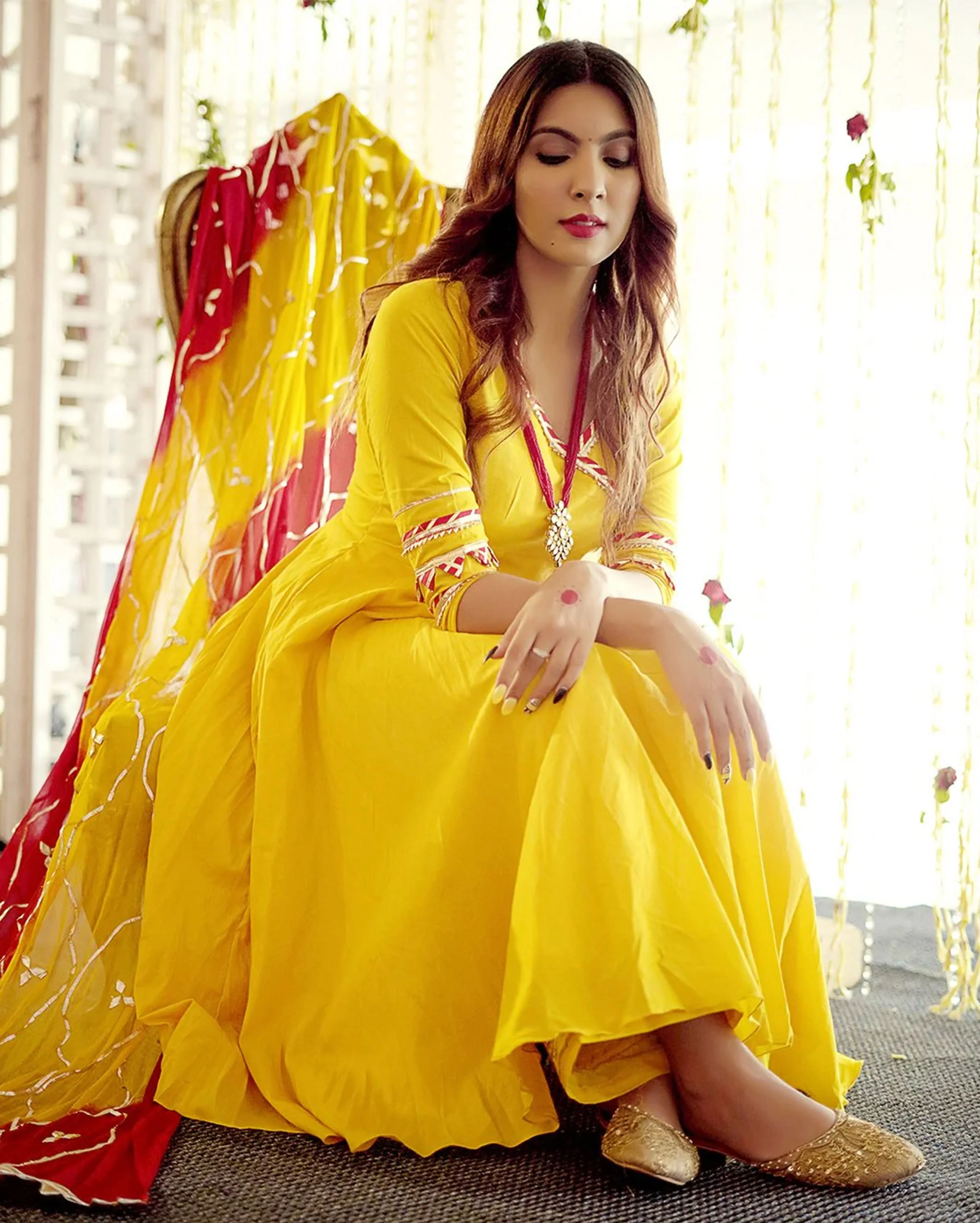 Royal Yellow Gotapatti Suit Set - Image 7