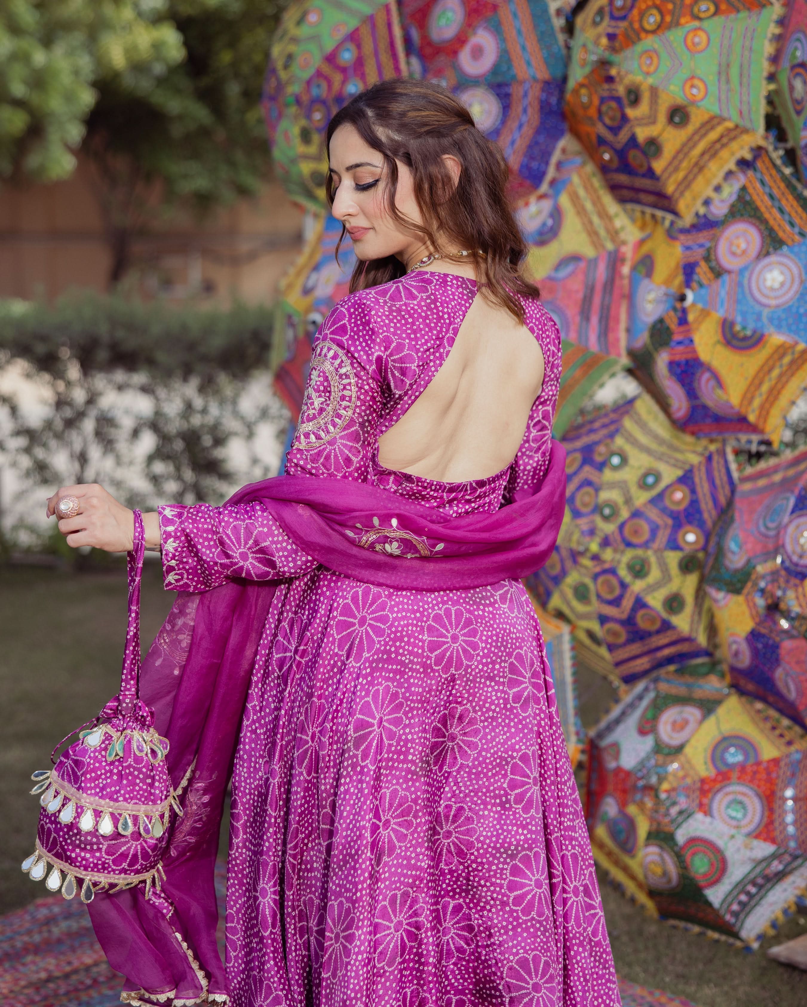 Shraddha Magenta Bandhani Chanderi Suit Set - Image 5