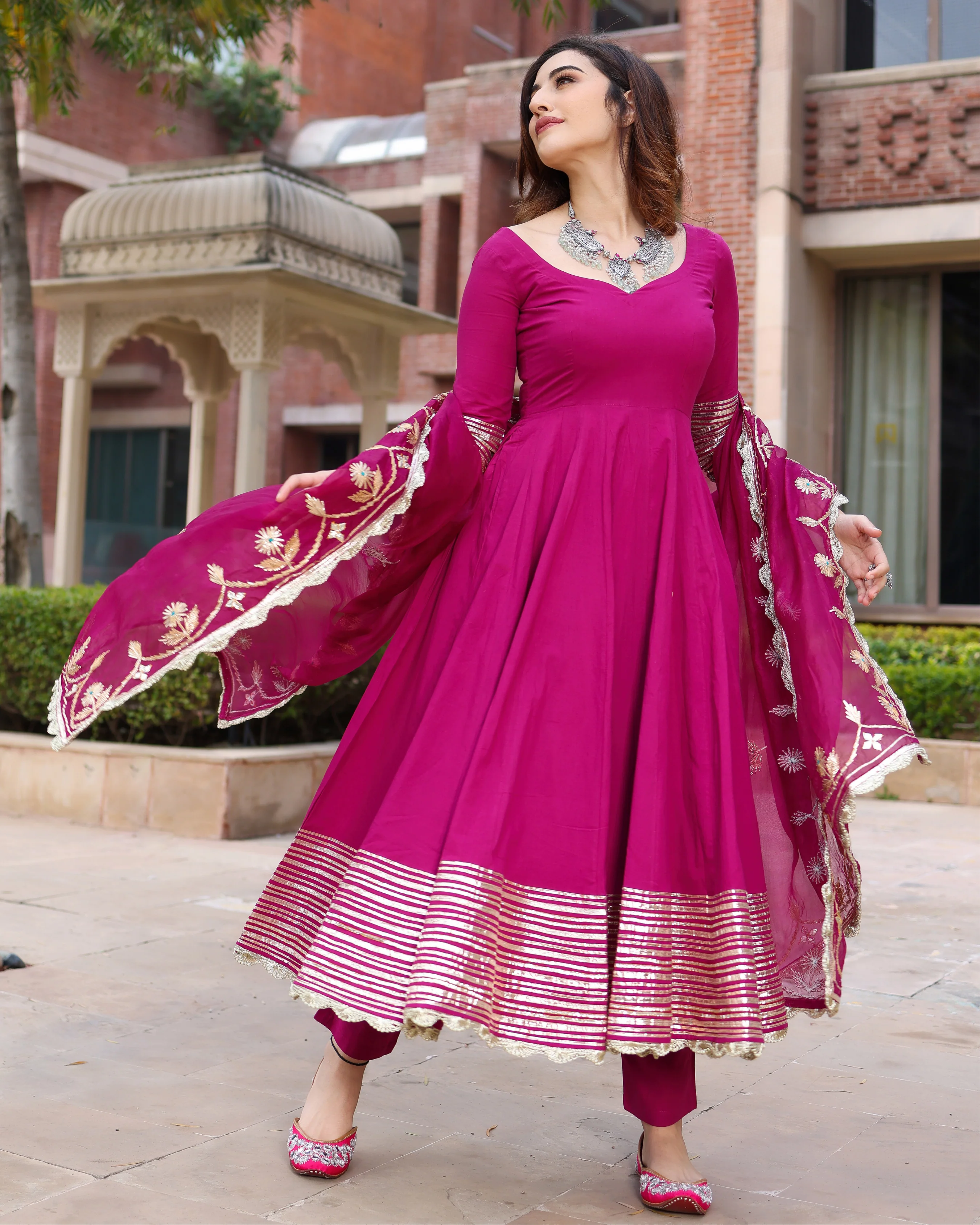 Sparkling Purple Gotapatti Suit Set - Image 9
