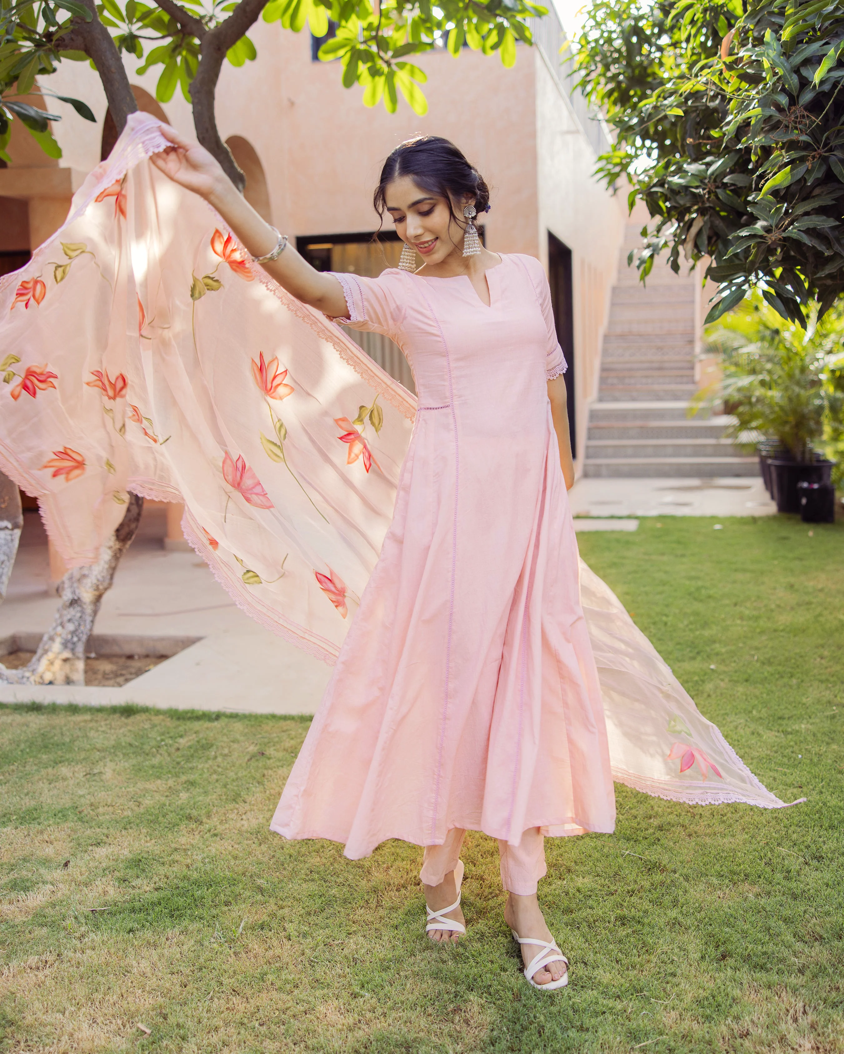 Tide Pink Handpainted Cotton Suit Set - Image 4
