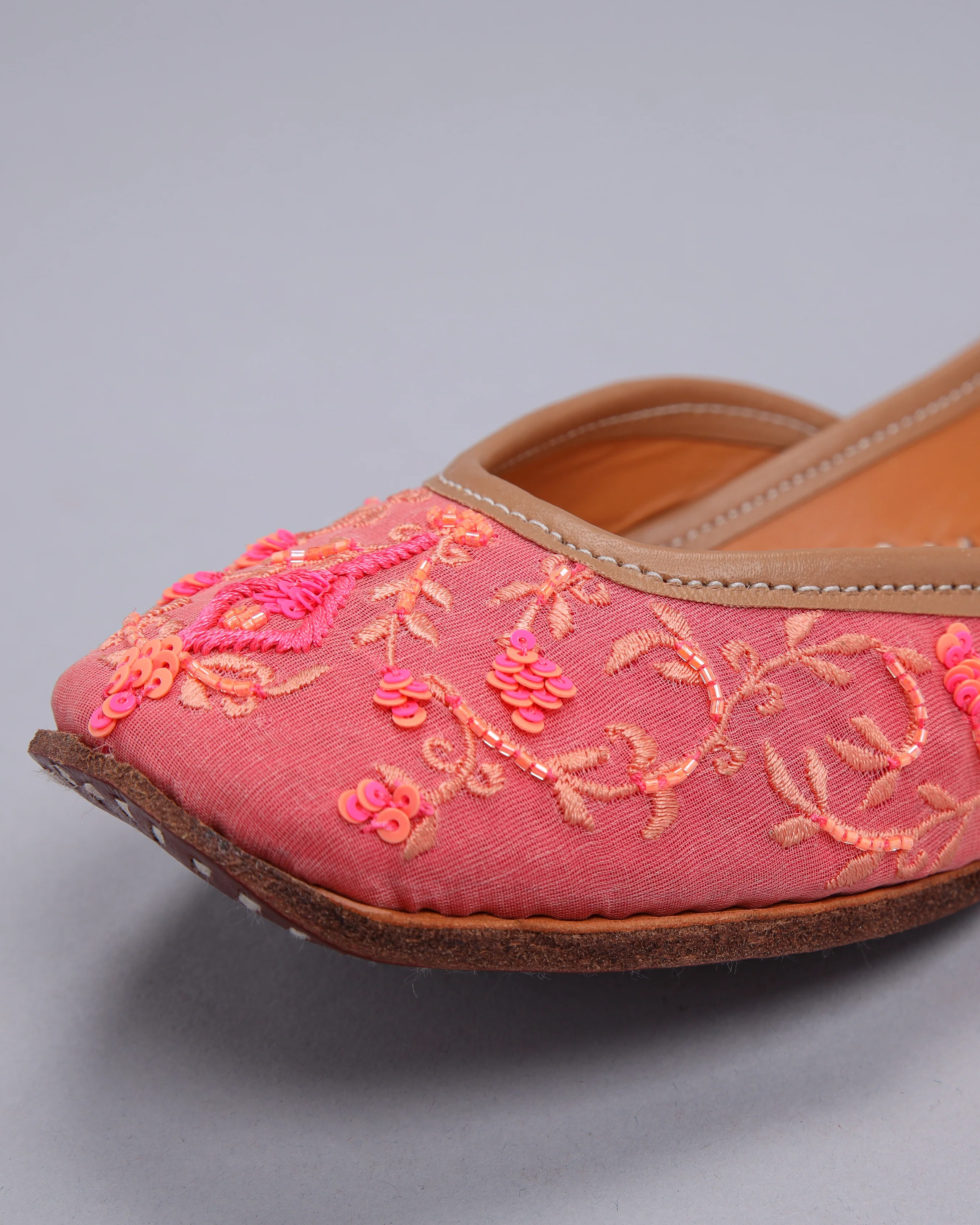 Tinsel Pink Handcrafted Jutti - Image 5