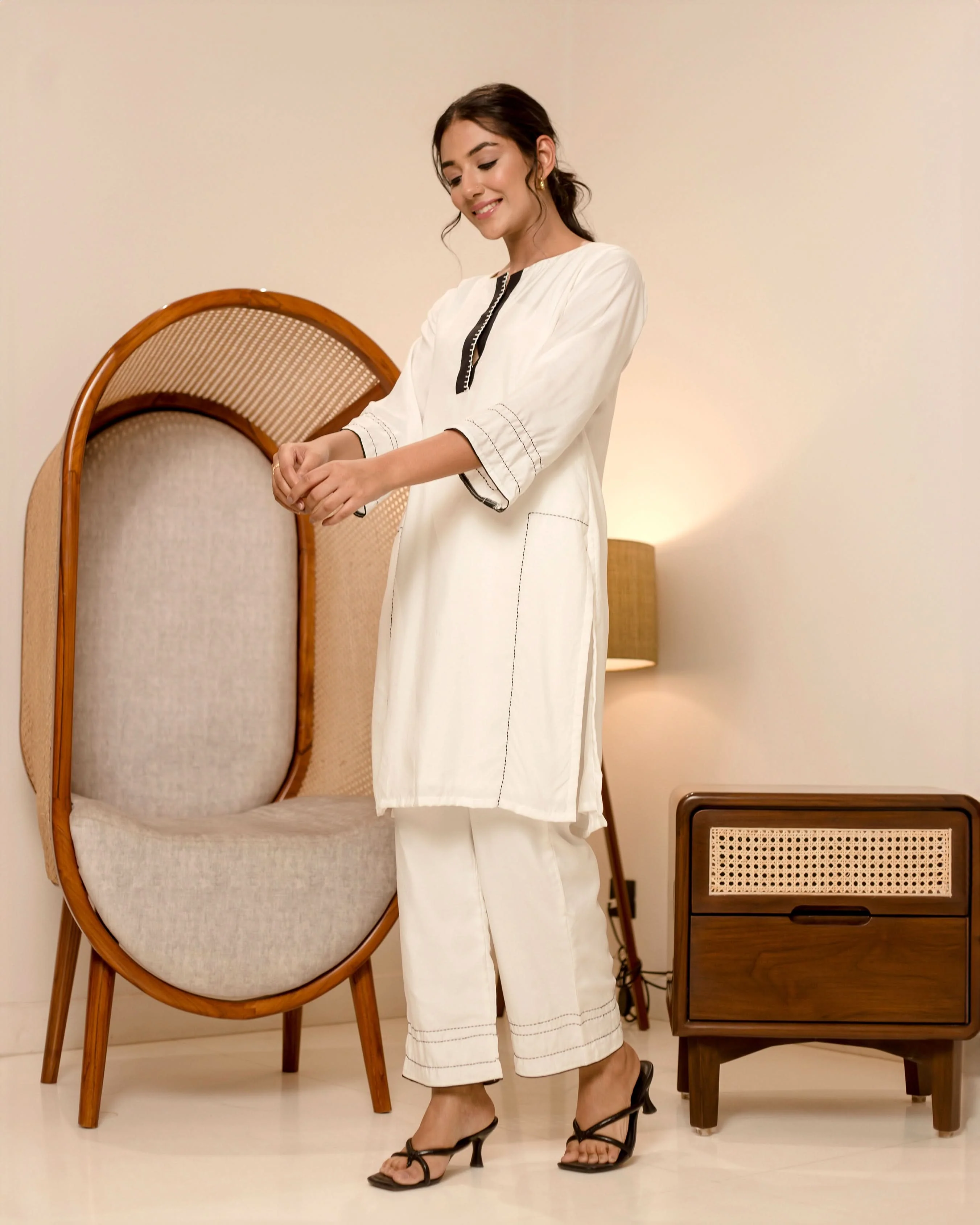 Tulip White Solid Muslin Silk Coord Set - Image 2