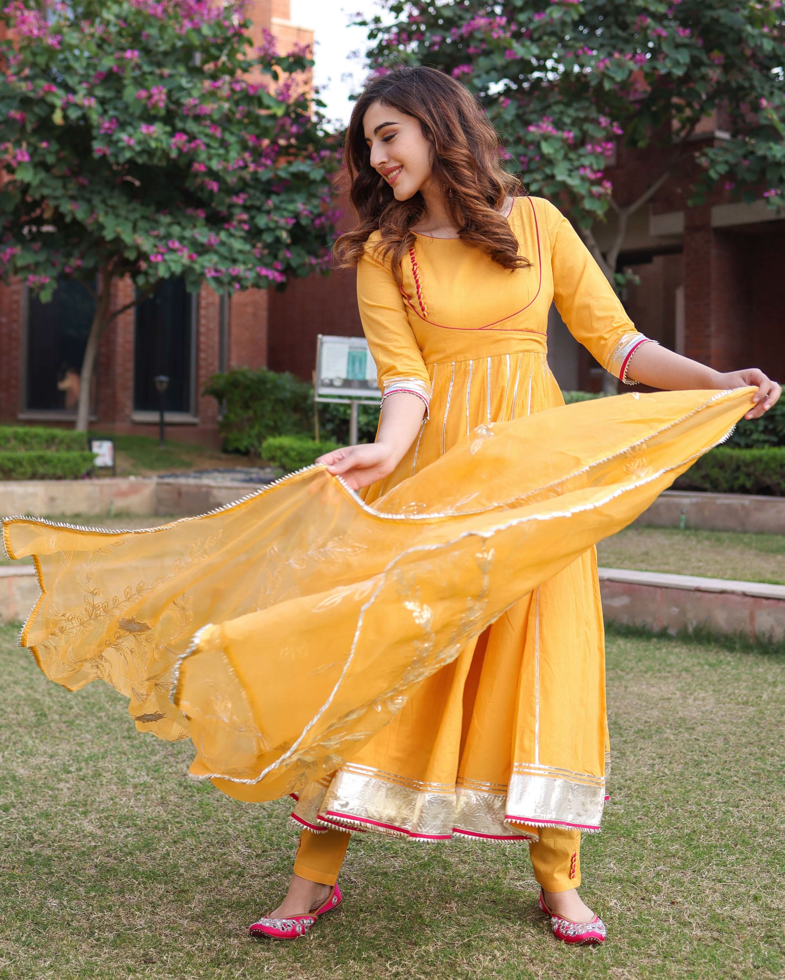 Yellow Popcorn Gotapatti Suit Set - Image 3