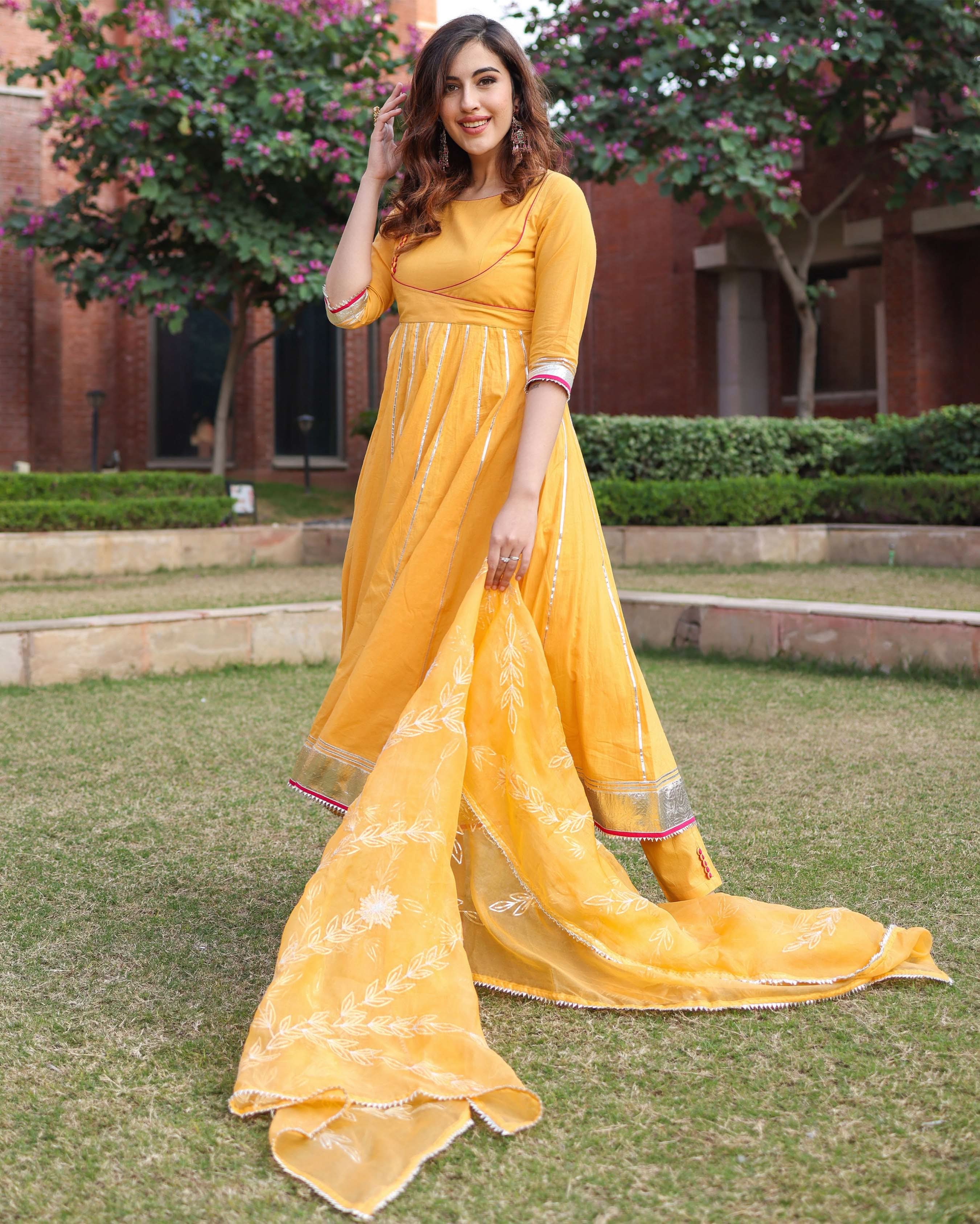 Yellow Popcorn Gotapatti Suit Set - Image 8