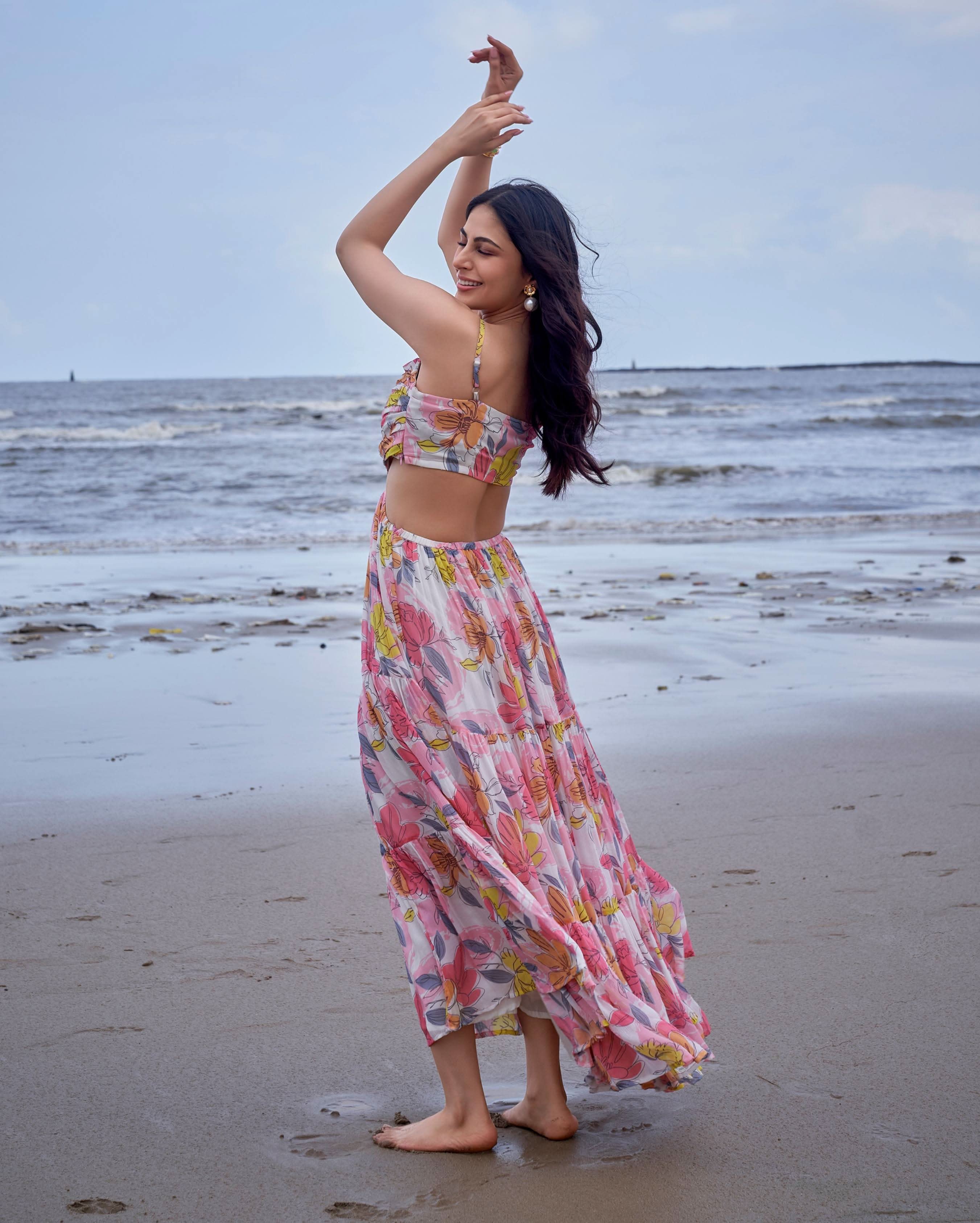 Zahri Pink Printed Chiffon Dress - Image 5