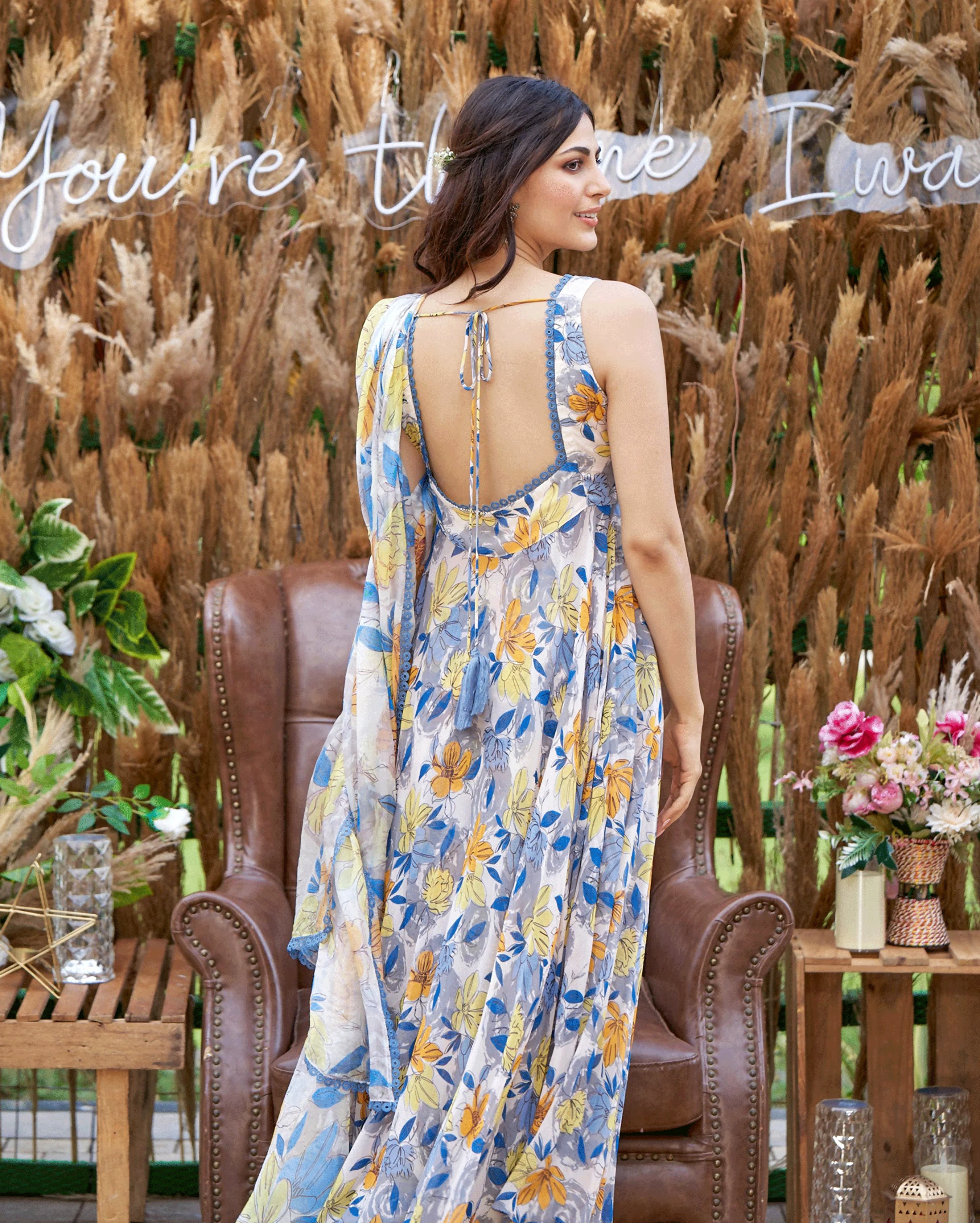 Zohan White Printed Georgette Suit Set - Image 4